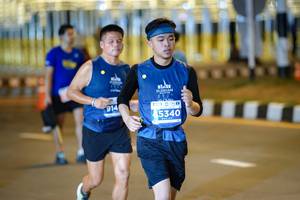 BIB: 914, 5340
                            <button type="button" onclick="openModal(15672884)" class="btn btn-primary btn-sm float-right btn-popup" data-toggle="modal" data-target=".modal-high-quality">
                        <i class="fas fa-shopping-cart"></i> Add to Cart
                    </button>
                                            <button type="button" onclick="isThisMe(15672884, true)" class="btn btn-success btn-sm float-right btn-popup btn-isme hidden" data-toggle="tooltip" data-placement="bottom" title="นี่คือรูปของคุณใช่ไหม คลิกที่นี่เพื่อเอาเข้าอัลบั้ม">
                        <i class="fas fa-plus"></i> Add to album
                    </button>
                    <button type="button" onclick="isThisMe(15672884, false)" class="btn btn-warning btn-sm float-right btn-popup btn-isnotme hidden">
                        <i class="fas fa-ban"></i> Remove from album
                    </button>